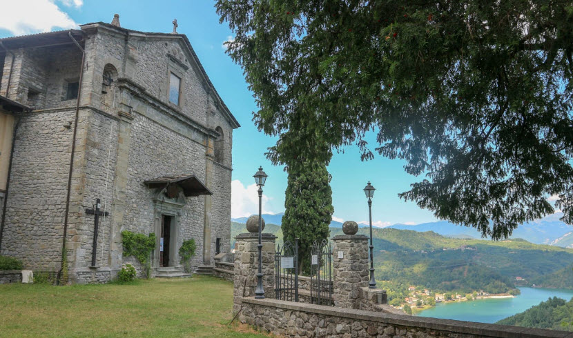 Castello di Gorfigliano - Antica Repubblica di Lucca, Italy